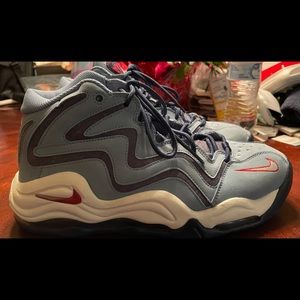 Nike Air Pippen Men’s Size 10 New No Tags